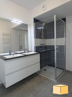 Appartement - 72 m² - 3 pièces