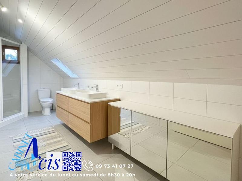 Maison - 104 m² - 6 pièces