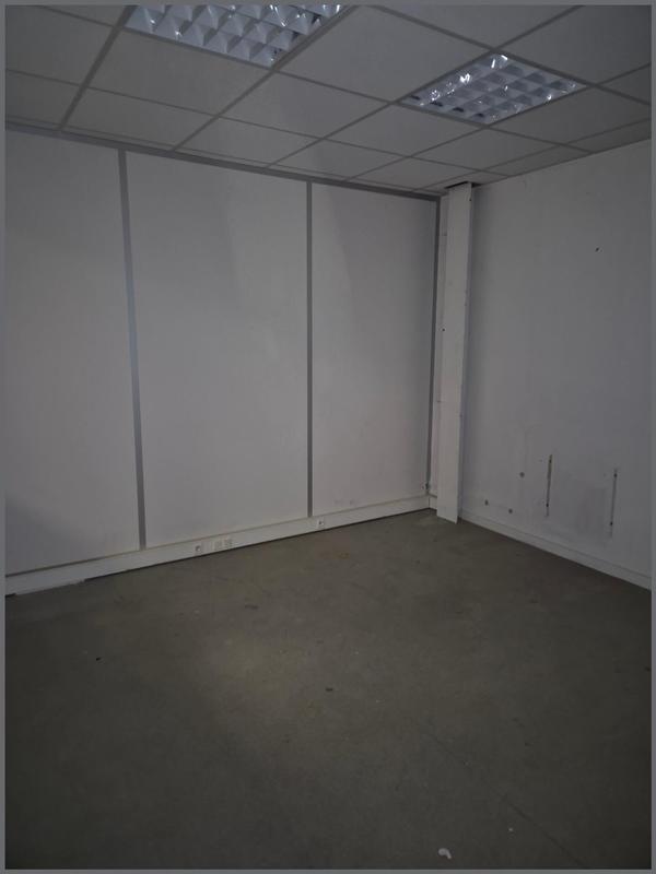 Local commercial - 40 m² - 3 pièces