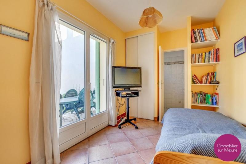 Maison - 225 m² - 7 pièces