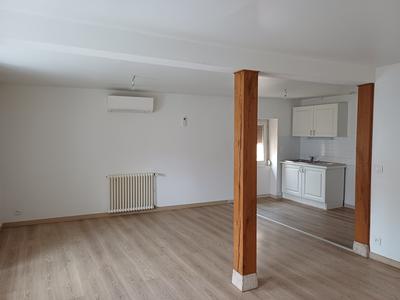 Maison traditionnelle - 104 m² - 6 pièces