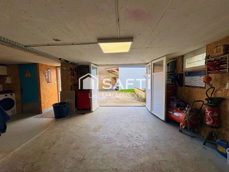 Maison - 90 m² - 5 pièces