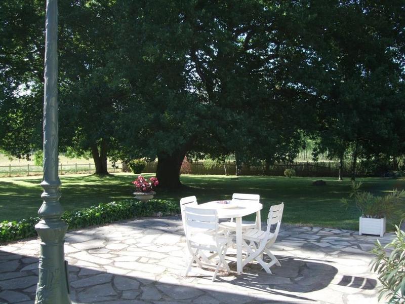 Propriété - 211 m² - 6 pièces