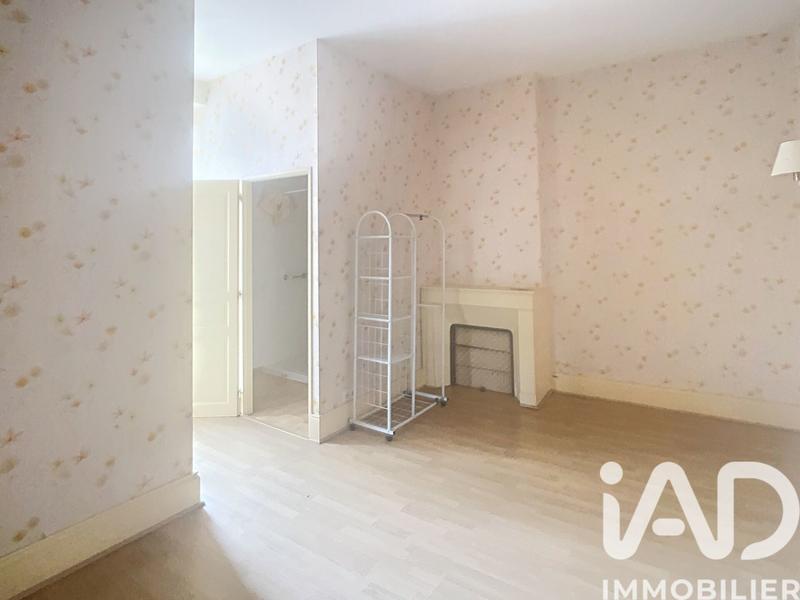 Maison de village - 240 m² - 17 pièces