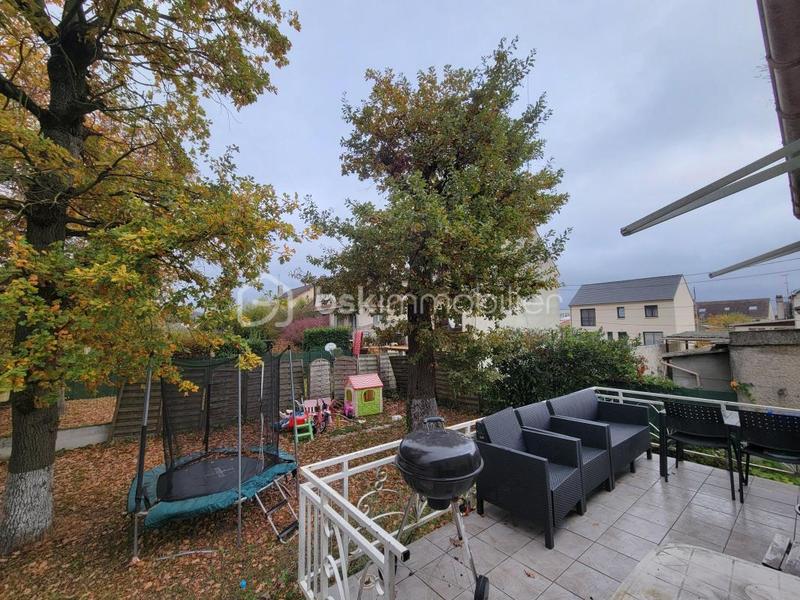 Maison - 78 m² - 5 pièces