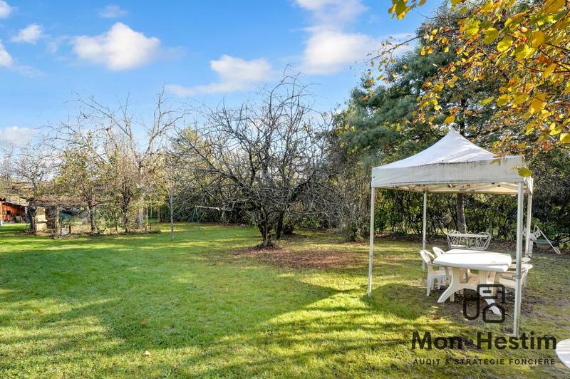 Maison - 263 m² - 11 pièces