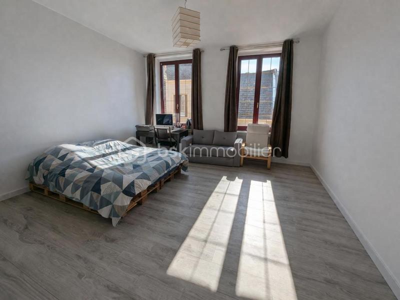 Propriété - 173 m² - 6 pièces