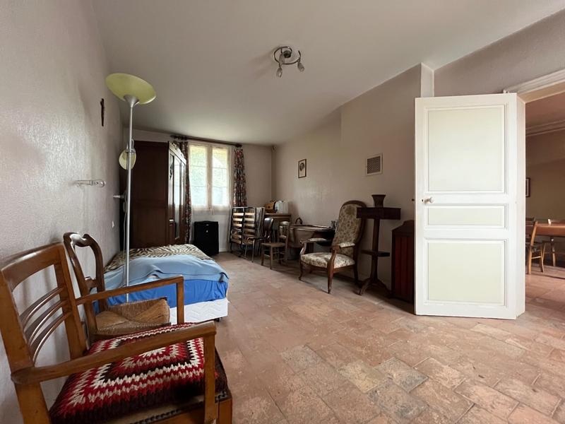 Maison ancienne - 228 m² - 8 pièces