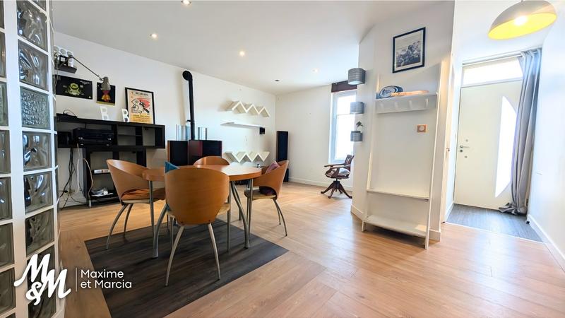 Maison traditionnelle - 105 m² - 6 pièces