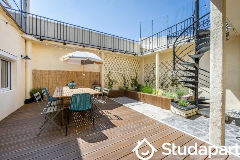 Chambre - 15 m² - 1 pièce