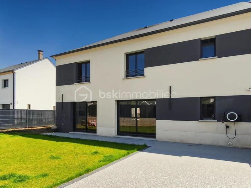 Maison - 159 m² - 6 pièces