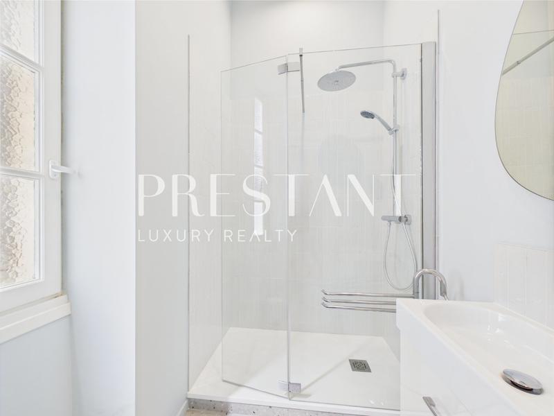 Appartement - 150 m² - 4 pièces