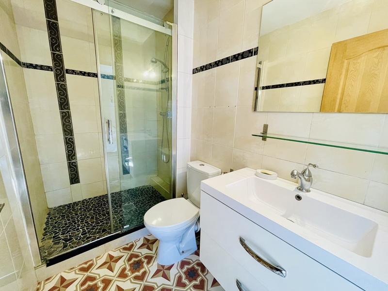 Maison - 189 m² - 8 pièces