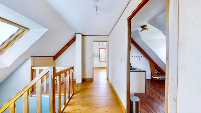 Maison - 165 m² - 6 pièces