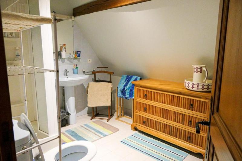 Maison - 200 m² - 8 pièces