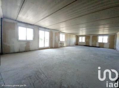 Appartement - 85 m² - 1 pièce