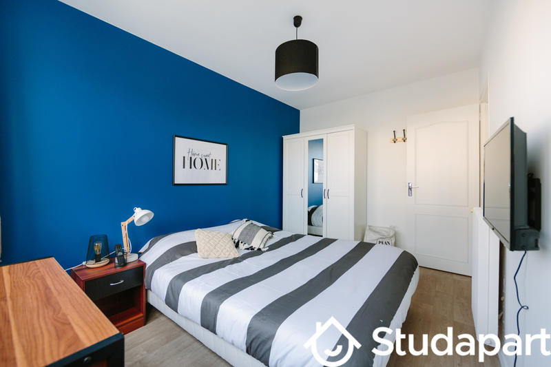 Chambre - 11 m² - 1 pièce