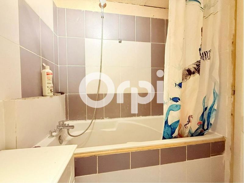 Maison - 102 m² - 4 pièces