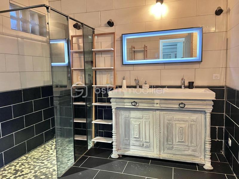 Maison ancienne - 168 m² - 6 pièces