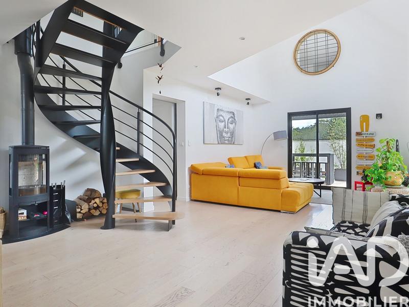 Maison - 146 m² - 6 pièces