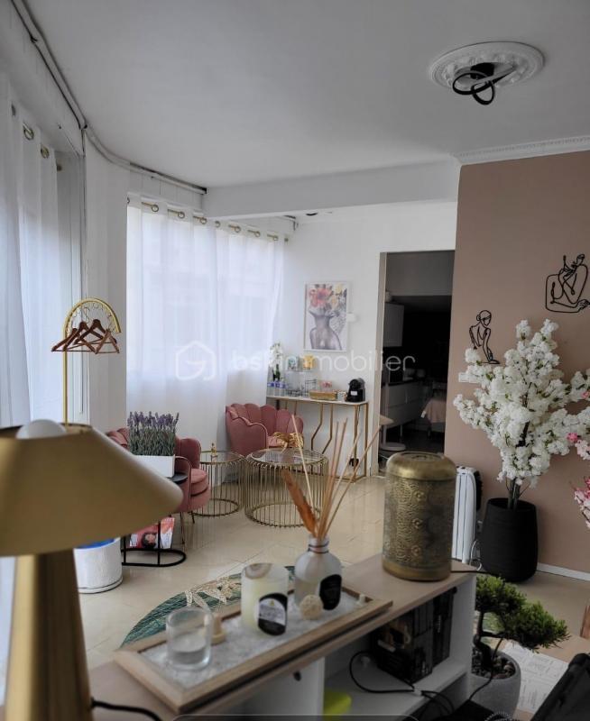 Beauté / Bien-être - 65 m²