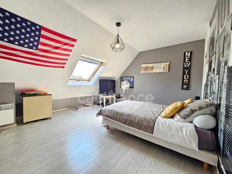 Maison - 115 m² - 6 pièces