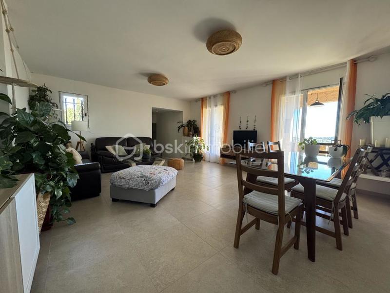 Maison - 129 m² - 5 pièces