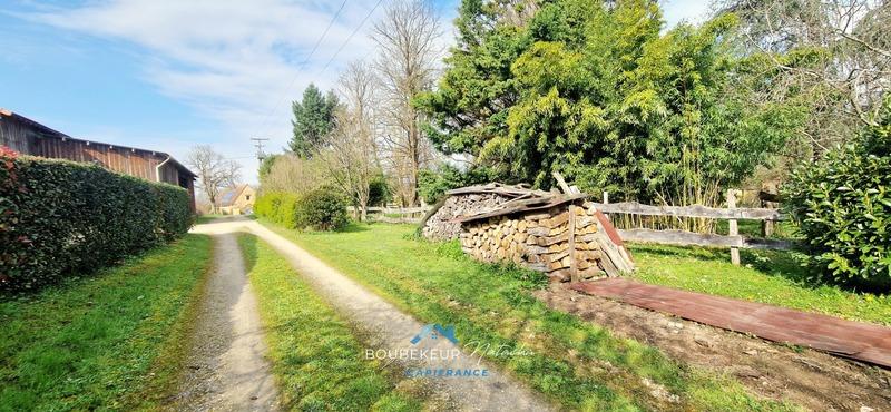 Terrain constructible - 2 334 m²