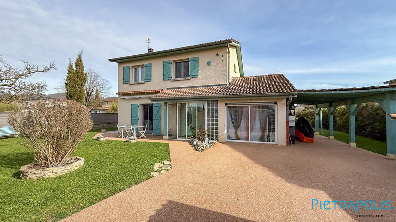 Maison - 110 m² - 5 pièces