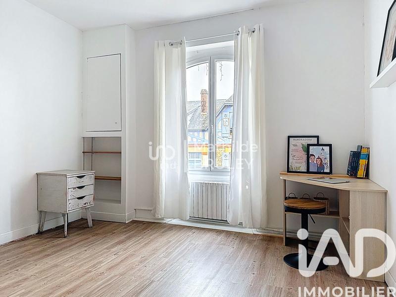 Maison - 191 m² - 7 pièces