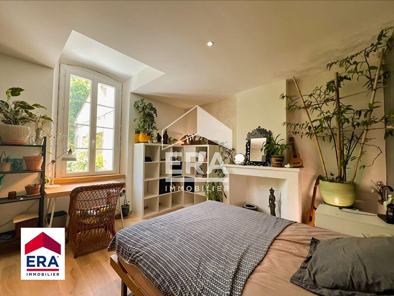 Local commercial - 454 m² - 18 pièces