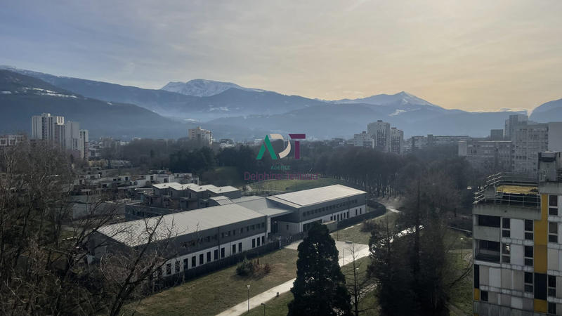 Appartement - 85 m² - 3 pièces