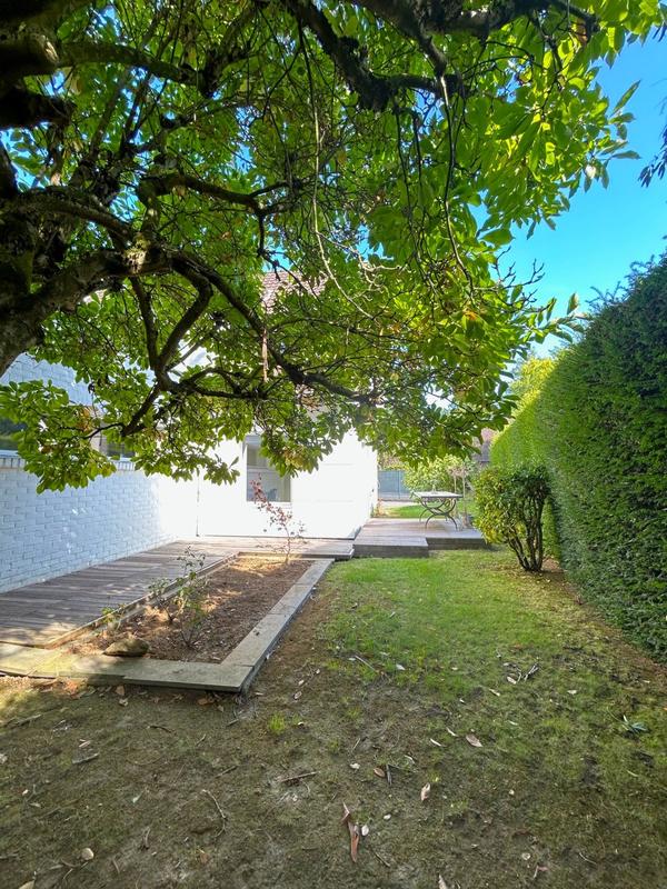 Maison - 180 m² - 6 pièces