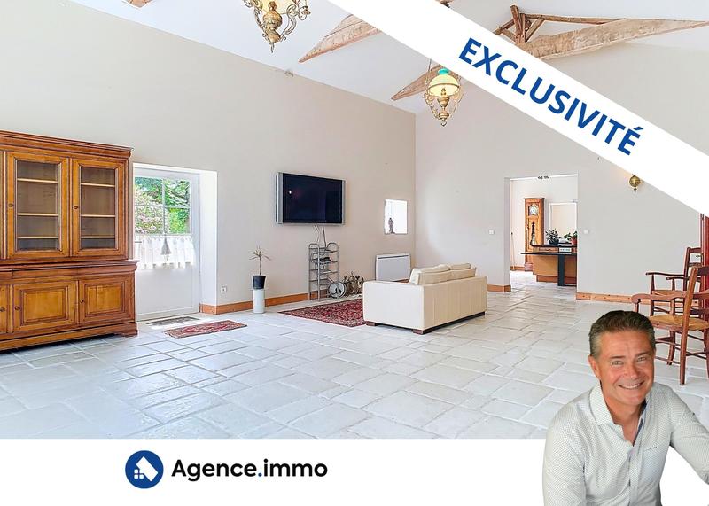 Maison - 628 m² - 17 pièces