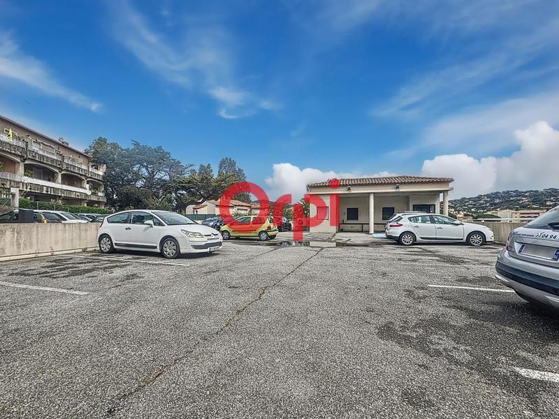 Local commercial - 418 m²