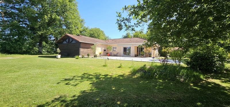 Maison - 110 m² - 4 pièces