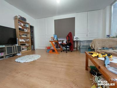 Appartement - 100 m² - 5 pièces
