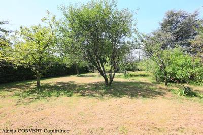 Terrain constructible - 1 708 m²