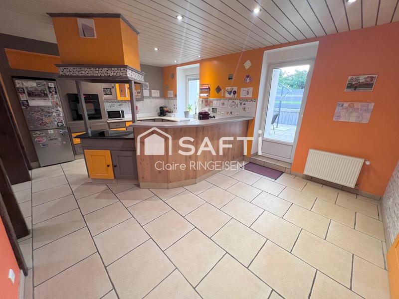 Maison - 184 m² - 8 pièces