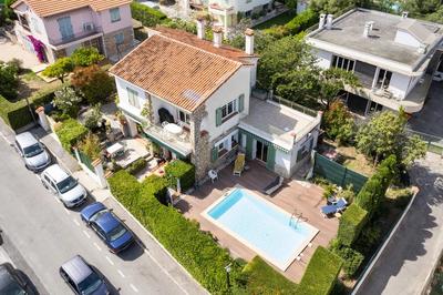 Maison - 155 m² - 6 pièces