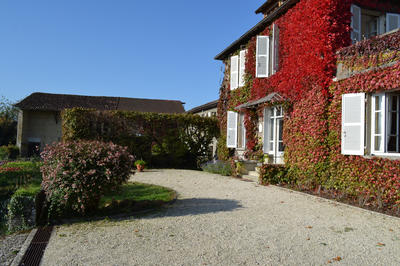 Maison - 267 m² - 10 pièces