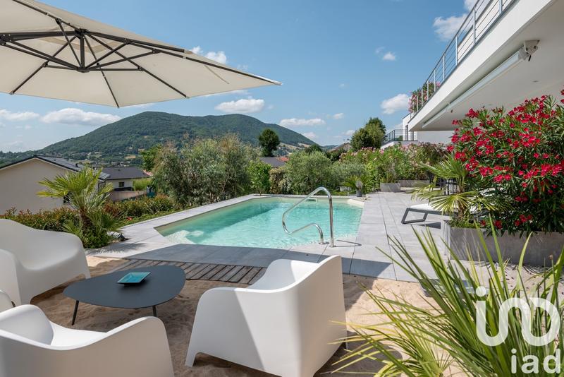 Maison de maîtres - 128 m² - 6 pièces