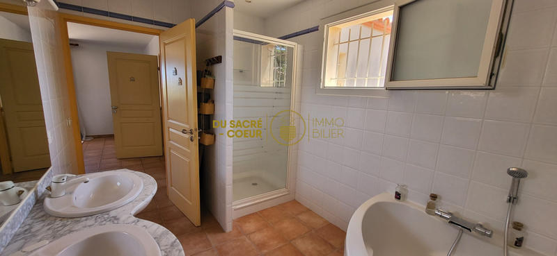 Villa - 230 m² - 7 pièces