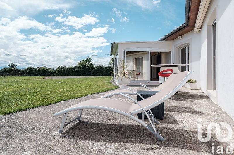 Maison - 222 m² - 6 pièces