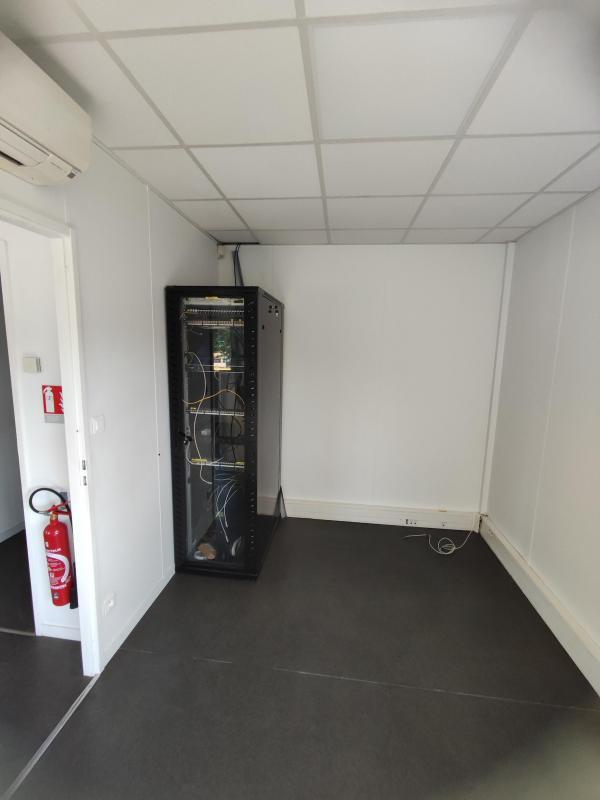 Entrepôt - 2 024 m²