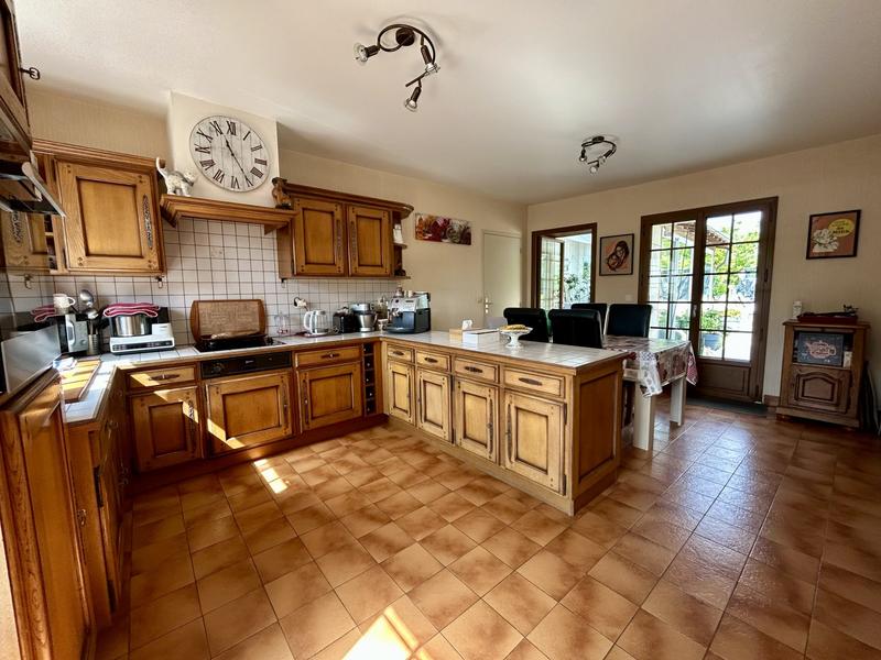 Maison ancienne - 170 m² - 9 pièces