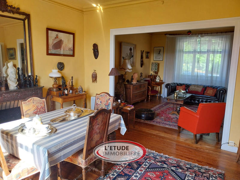 Maison - 151 m² - 7 pièces