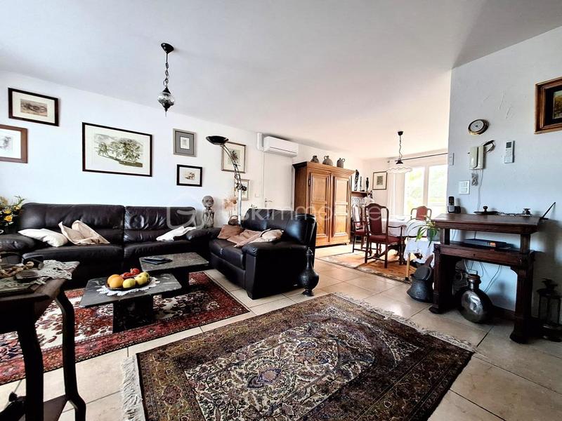 Villa - 90 m² - 4 pièces