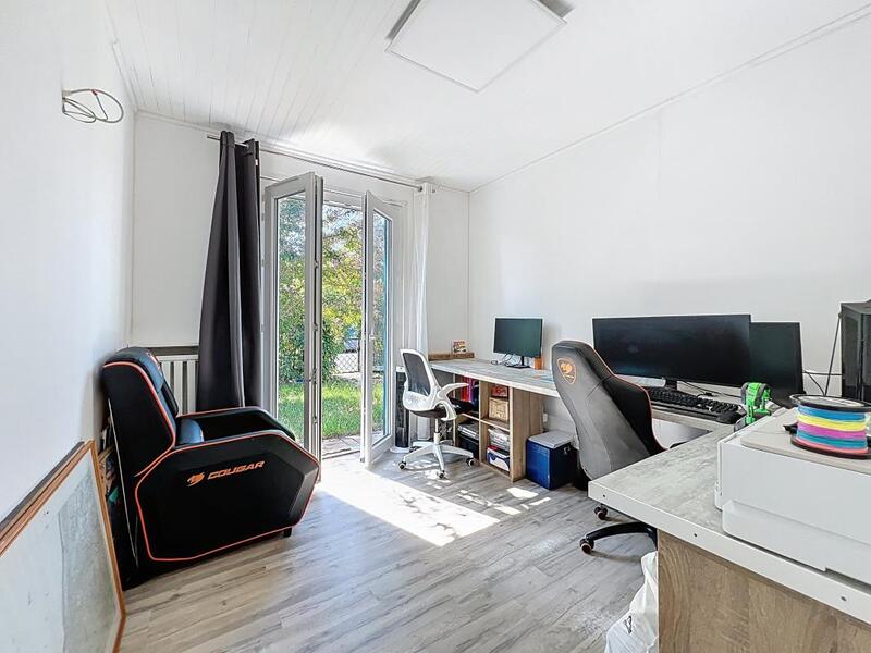 Pavillon - 85 m² - 4 pièces