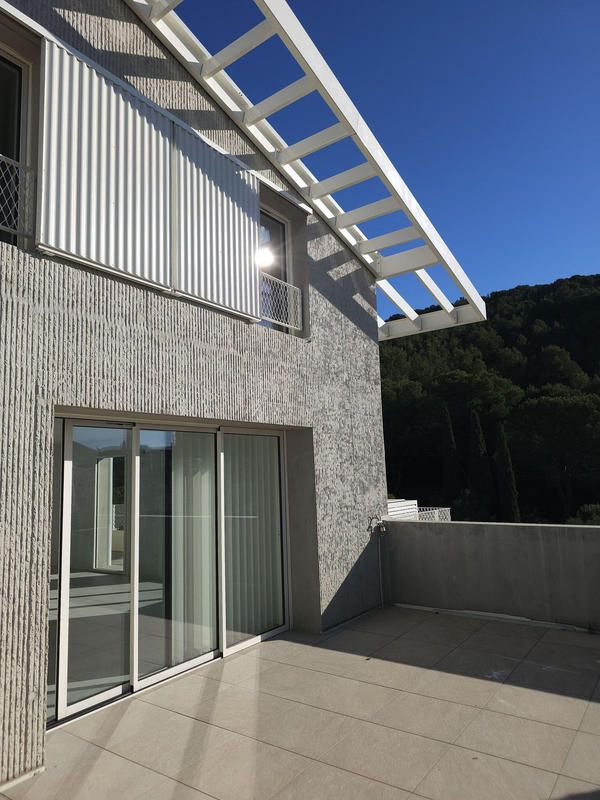 Appartement - 140 m² - 5 pièces